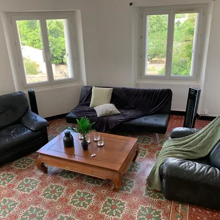 Holiday home Maison 2 Chambres Grande Terrasse Proche Gare